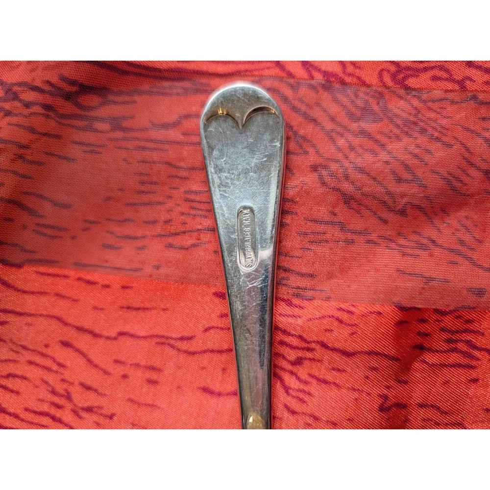 Vtg Leonard Silverplate Italy Pierced Serving Spoon Acorn Leaf Heart Handle 8.5